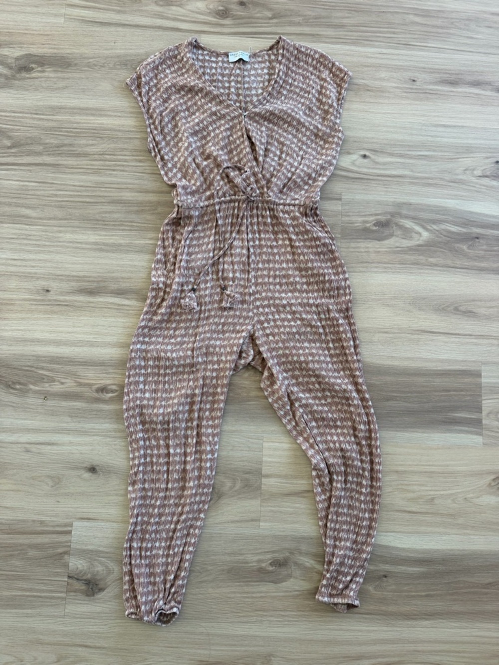 Dress Forum Taupe & Cream Printed Tie-Waist Jumpsuit